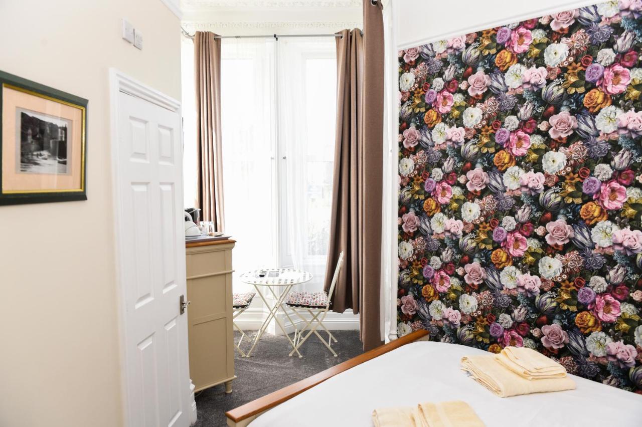 Hillcrest Whitby Bed & Breakfast Luaran gambar